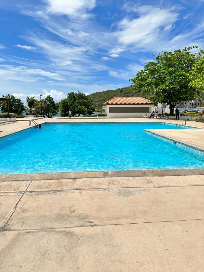 Bayfront Villa & Apartment Portmore Eksteriør bilde